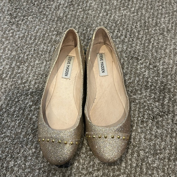Women’s Steve Madden Rose Gold Glitter Flats - Picture 1 of 4